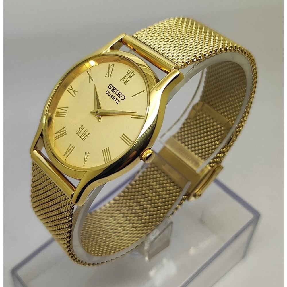 Vintage Style Seiko Quartz Mens Gold Watch & Gold accents W/ Metal Strap - Picture 7 of 7